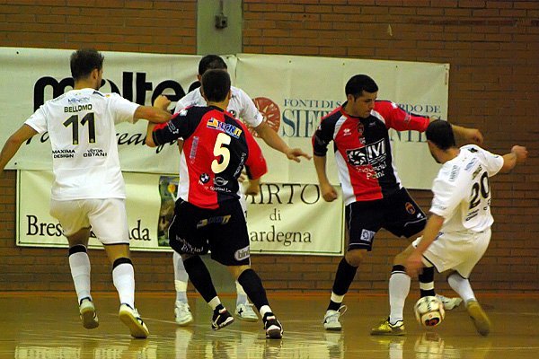 S.C. Cagliari C5  - Marca Futsal: 4 - 7