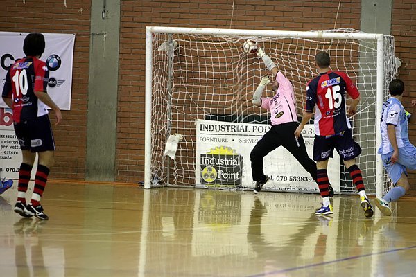 S.C. Cagliari C5 - Pescara C5: 3 -1 S.C. Cagliari C5 - Pescara C5: 3 -1