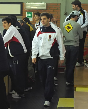 L'attesa invana dei giocatori del Cagliari 