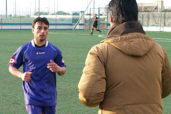 Cadau a rapporto dal mister