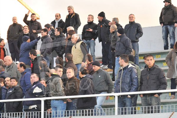 I tifosi dell'Olbia al Bruno Nespoli