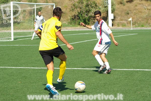 Christian Viani punta Alessio Schirru Christian Viani punta Alessio Schirru