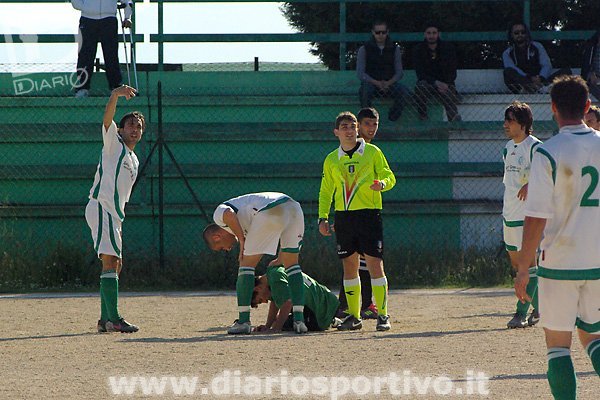 Enrico Ena a terra