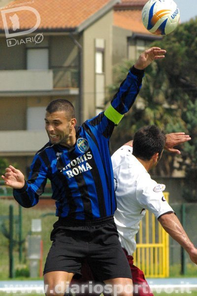 Duello aereo tra Palermo e Nicola Rais
