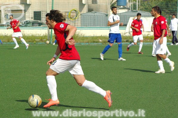Carlo Sedda palla al piede