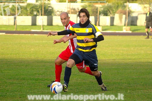 Ciccio Sanna inseguito da Atzeni Ciccio Sanna inseguito da Atzeni
