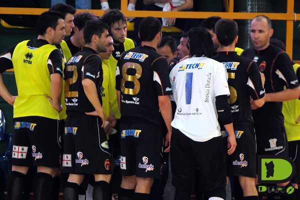 Diepo Podda tiene alta la concentrazione della squadra