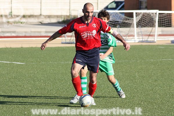 Mariano Fancello pressato da Alessandro Nepitella
