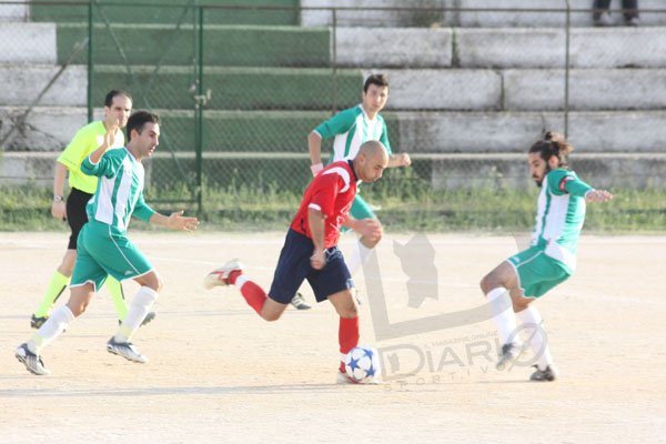 Ferrini QSE- Atletico Selargius 1-1 Casu fra un nugolo di avversari