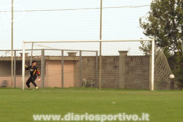 Il gol di Piras sugli sviluppi di un corner