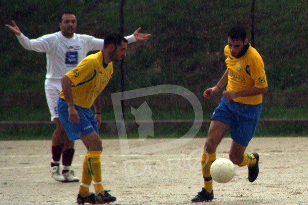 Samatzai-Girasole0-4 Falaguerra protesta