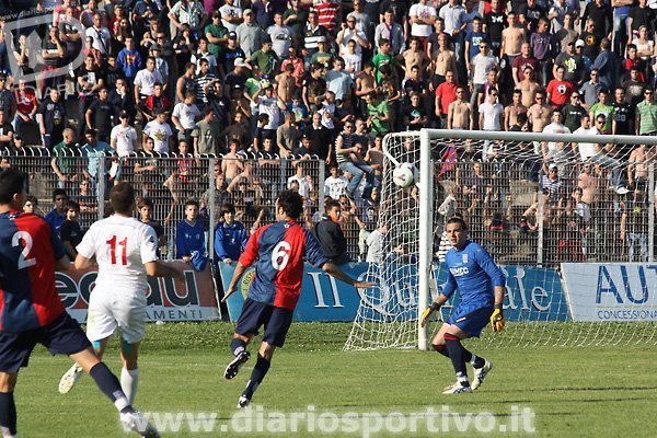 De Carlo protegge l'uscita di Deliperi