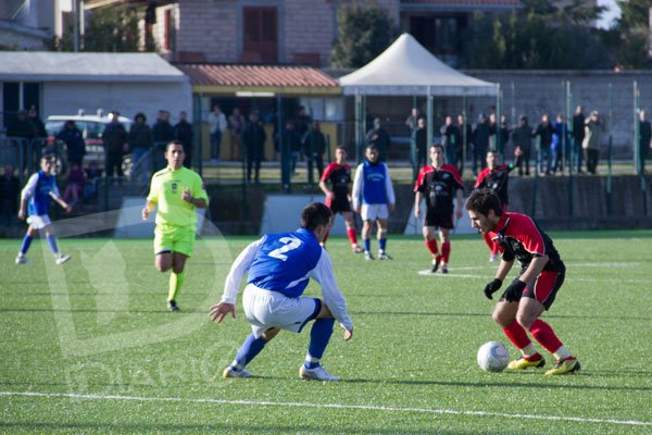 Abbasanta-Fonni-1-0 Pinna punta Murrocu nel dribbling