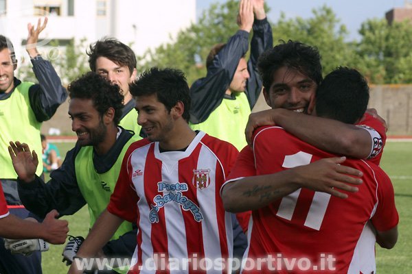 Falciani abbraccia Fanni
