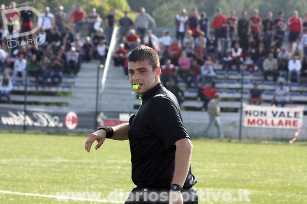 L’arbitro Nicola Spano di Oristano