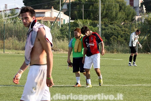 Tony Puggioni consola il compagno Andrea Feola