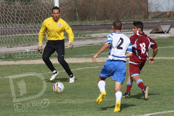 Selargius-Astrea 1-1 Nurchi lanciato in porta