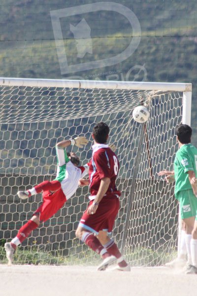 Il colpo di testa di Bruno Carrus per il gol dell'1-1