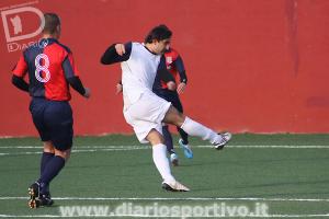 Fabio Puggioni al tiro