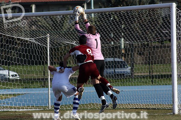 Il portiere Manfredonia anticipa Caboni