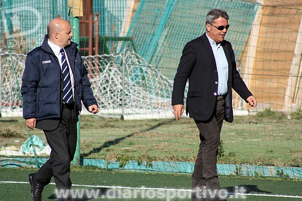 Il mister Bernardo Mereu col team manager Roberto Ibba