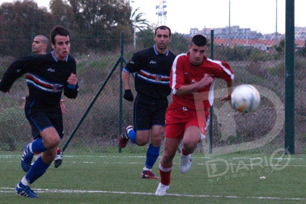 Ferrini-Idolo 2-1 Corso e Doa inseguno la sfera