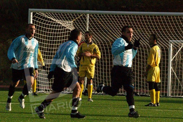 Fonni-Ilvamaddalena 2-1 Acciaro esulta