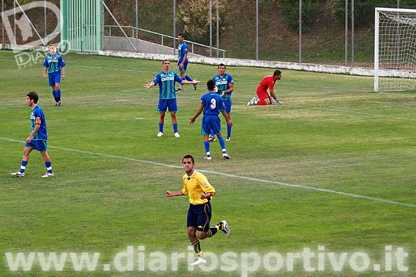 Panetto chiede spiegazioni alla difesa, dopo il primo gol del Villacidro
