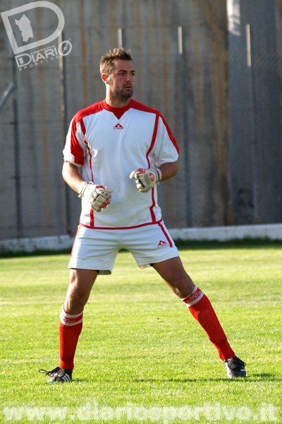 Il portiere del Villacidro Renè Pomarè