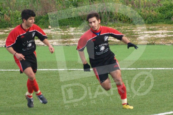 Abbasanta-Fonni-1-0 L'Abbasanta festeggia dopo il gol di  Pinna 