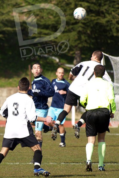 Macomerese-Bittese 0-0 Stefano Ortu svetta di testa