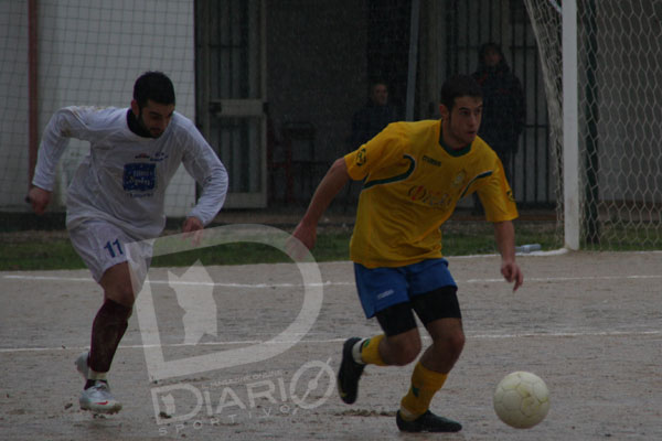 Samatzai-Girasole0-4 Secci-G. insegue l'avversario