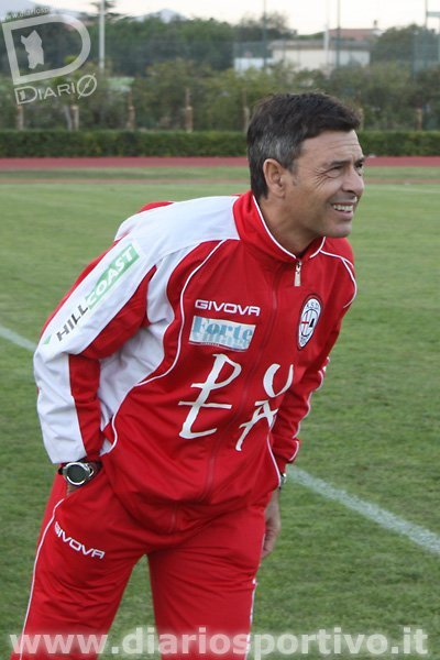 Sergio Fadda con la divisa del Pula