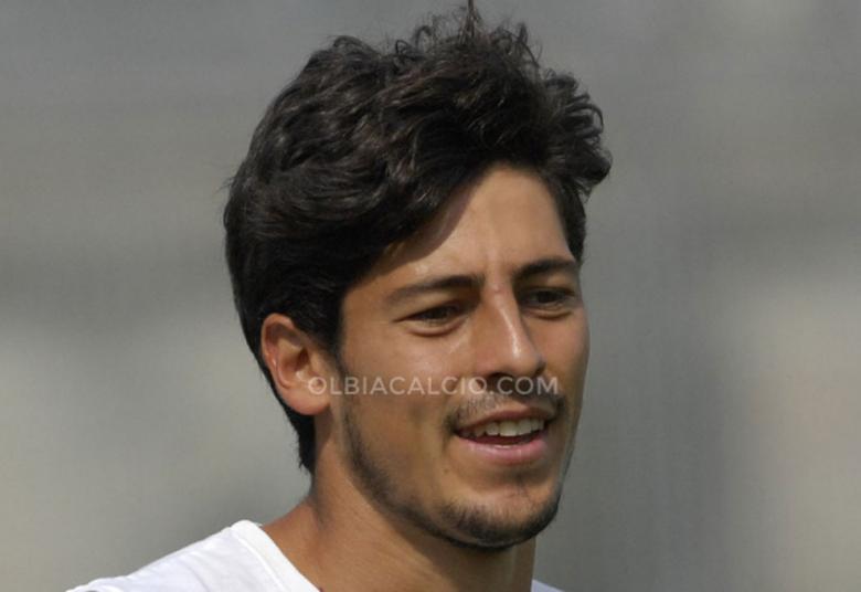 Andrea Feola, centrocampista, Olbia