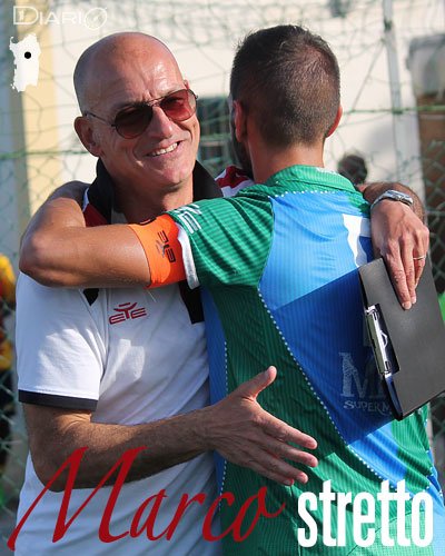 Marco Mariotti abbraccia il capitano Daniele Bianchi
