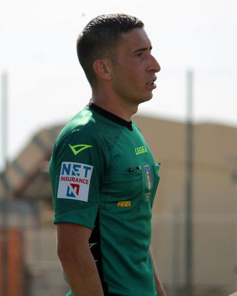 Arbitro Andrea Senes di Cagliari