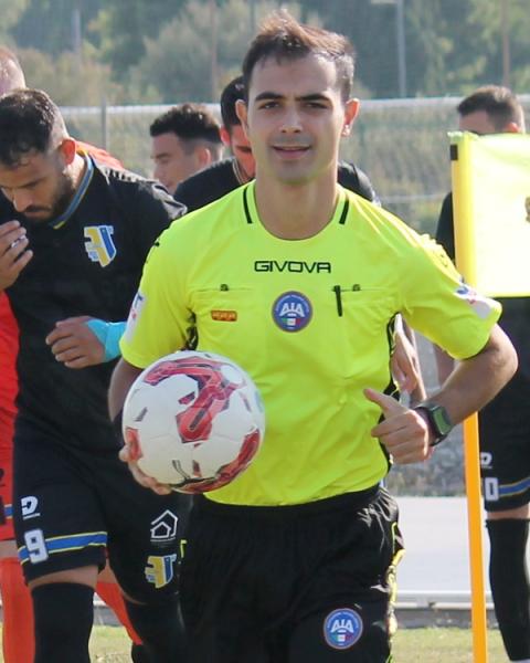 Arbitro Riccardo Urru di Sassari