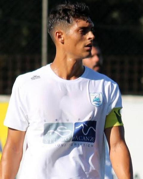 Marco Farris, difensore, Budoni