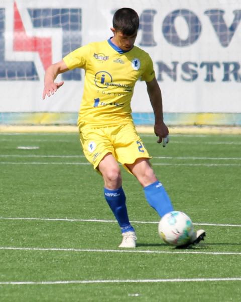 Mattia Floris, attaccante, COS