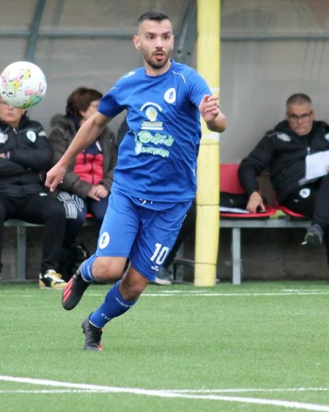 Pietro Ladu, centrocampista, COS