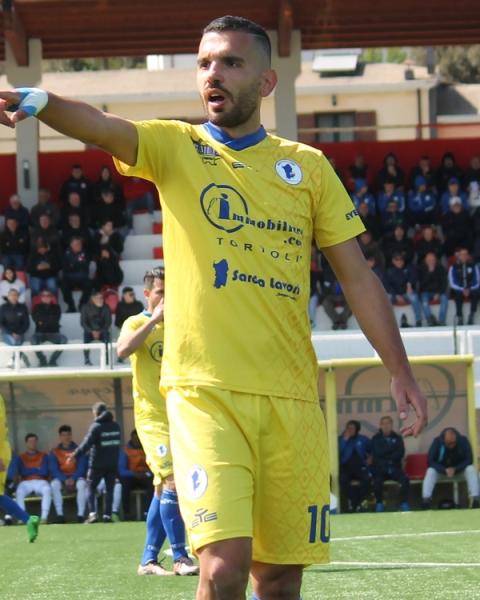 Pietro Ladu, centrocampista, COS