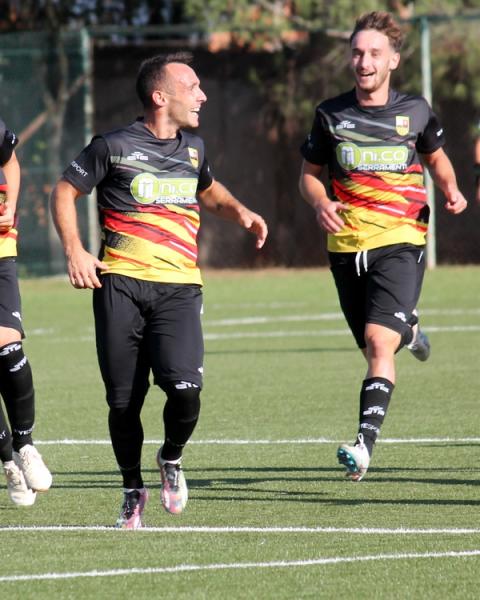 Gianmario Tusacciu, centrocampista, Calangianus