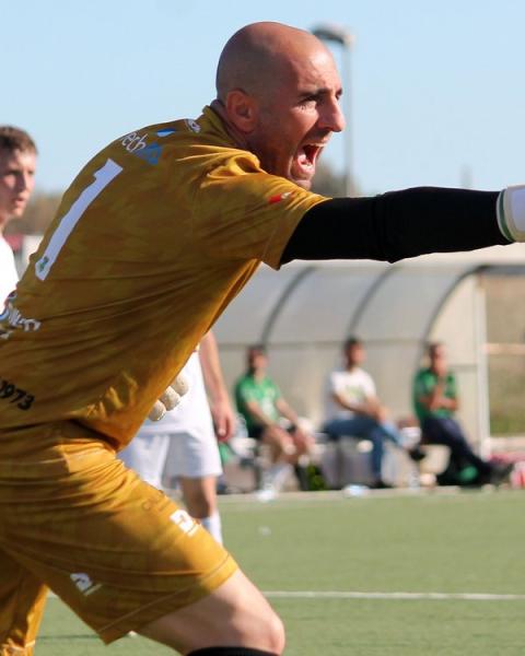 Fabio Toro, portiere, Castiadas