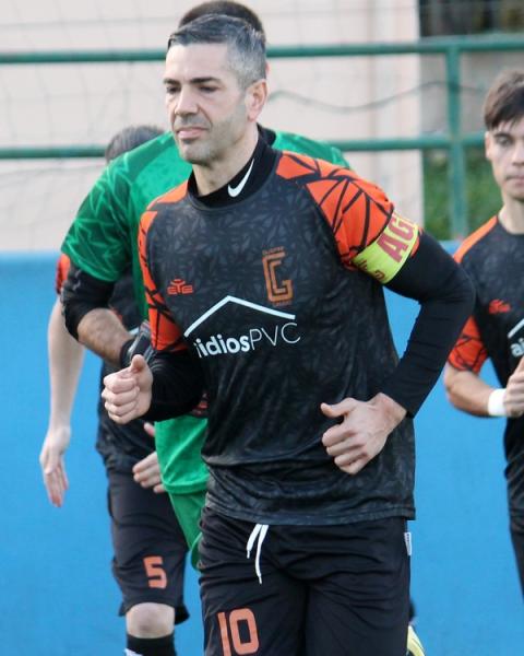 Angelo Marci, centrocampista, Guspini