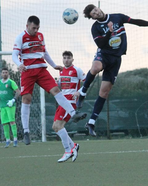 Federico Porru, attaccante, Ferrini