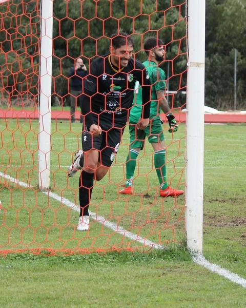 Guglielmo Falciani, difensore, Castiadas