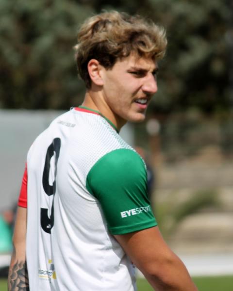 Enzo Fink, attaccante, Lanusei