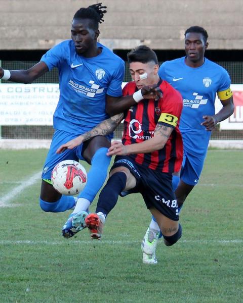 Gianluigi Illario, centrocampista, Iglesias