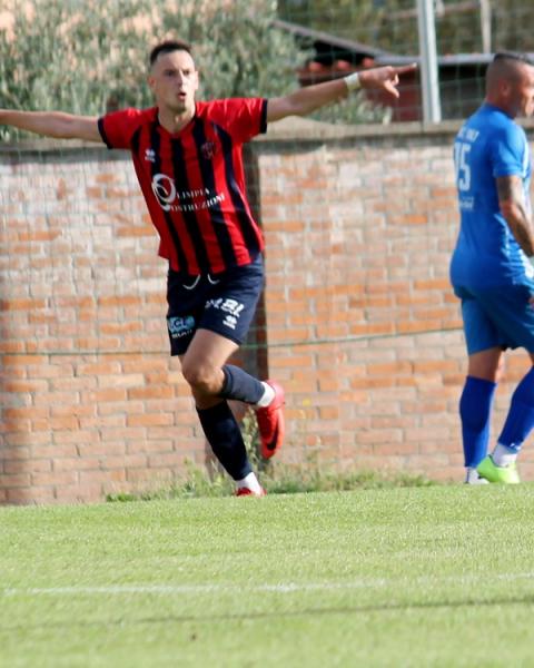 Artur Sagitov, attaccante, Iglesias