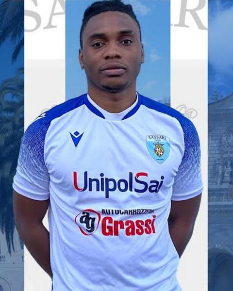 Teddy Johnson, centrocampista, Latte Dolce